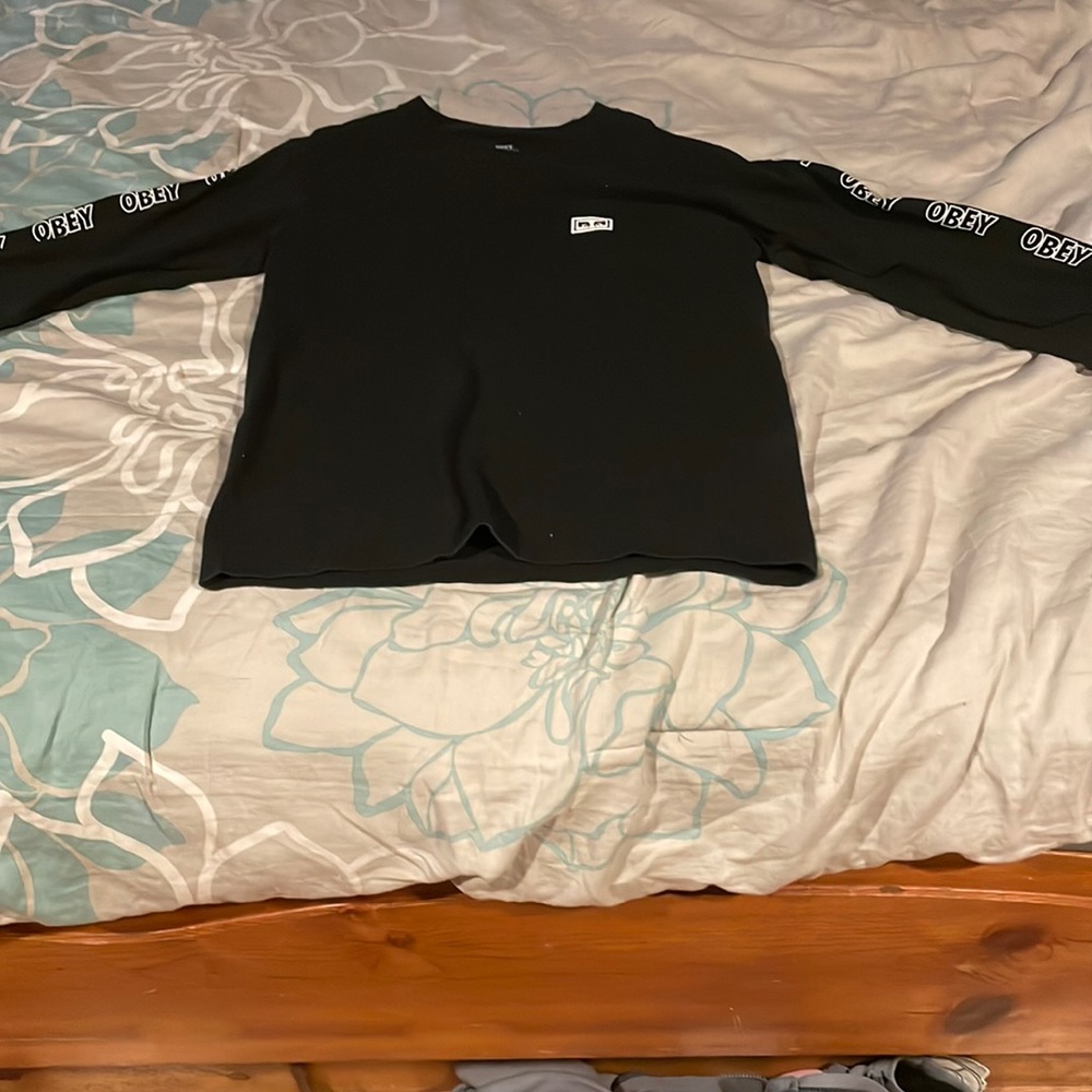 As obey long sleeve shirt